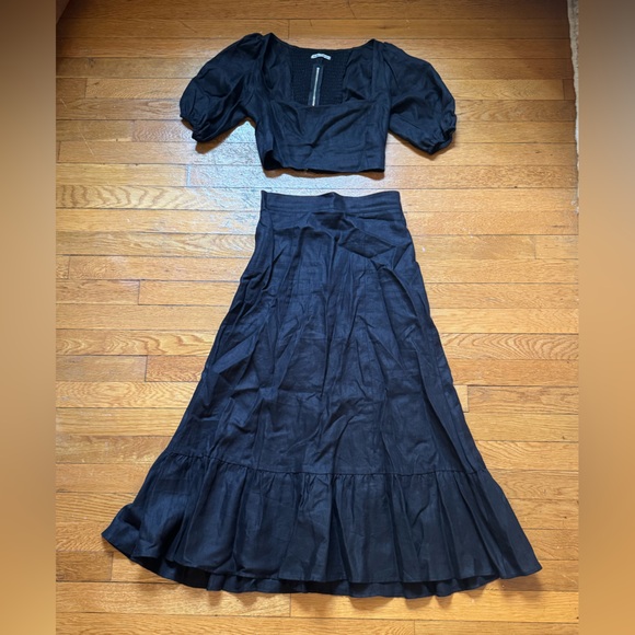 Reformation Black Midi Skirt and Crop top matching set linen - Picture 2 of 8